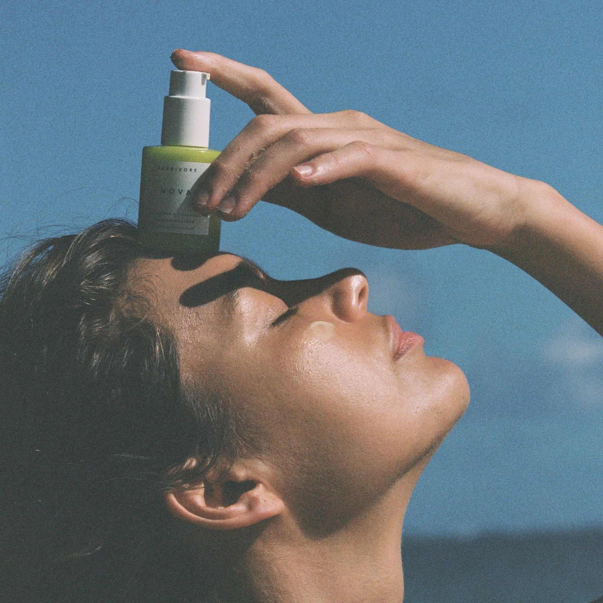 NOVA 15% Vitamin C + Turmeric Brightening Serum view 2